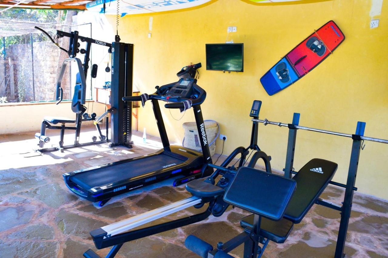 Apartmenthaus Salama Villen In Diani Diani Beach Esterno foto